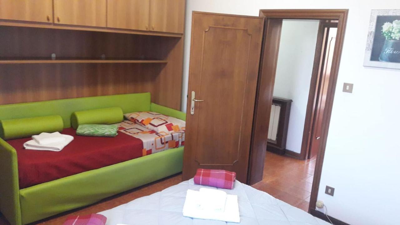 Venice Apartment Near Station Santa Lucia Two Bedroom エクステリア 写真